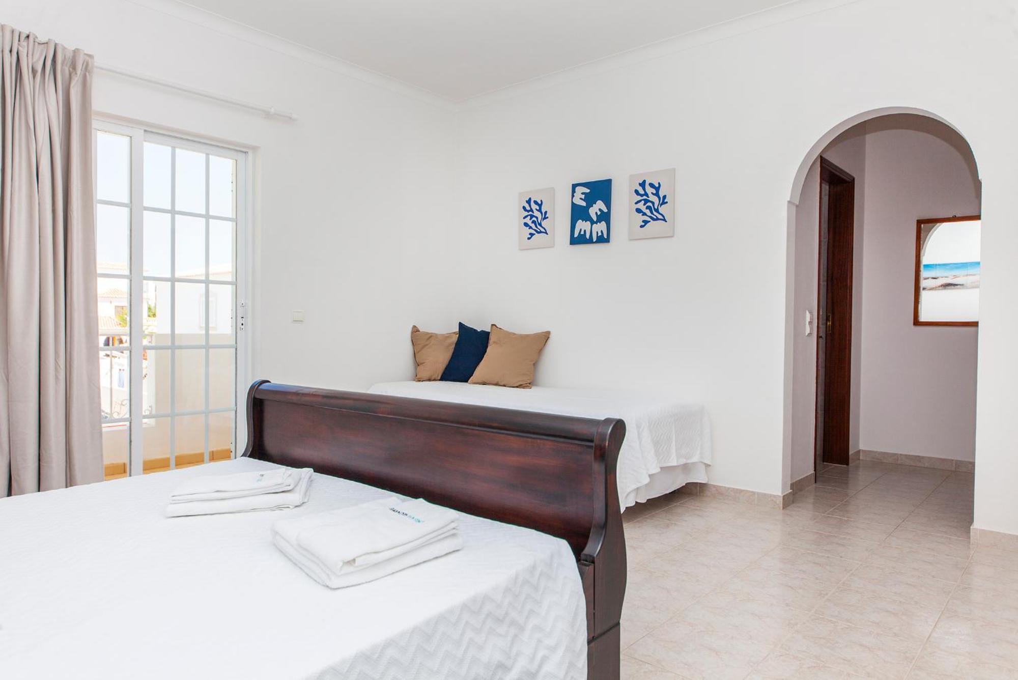 Q - Casa Do Topo Guesthouse Lagos Room photo